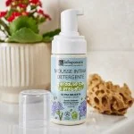 laSaponaria Intim-Waschschaum mit Kornblume & Präbiotika BIO (100 ml) - auch für Kinder und in den Wechseljahren geeignet