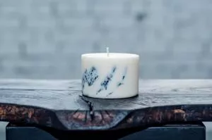 TL Candles Kerze mit Lavendelduft S