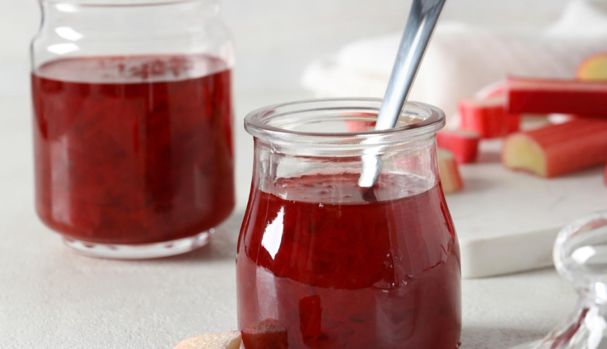 Sirup gegen Heiserkeit bringt Linderung bei Erkältungen und Husten.